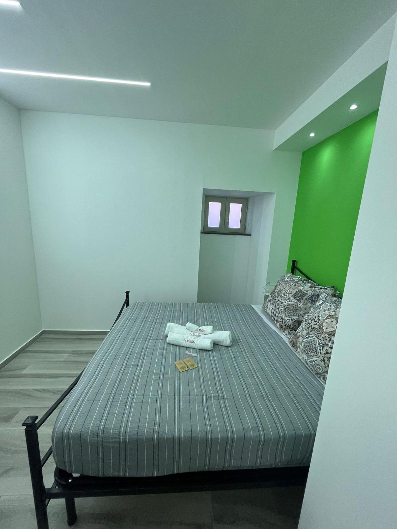 カターニアLa Maddalena Houseアパートメント エクステリア 写真
