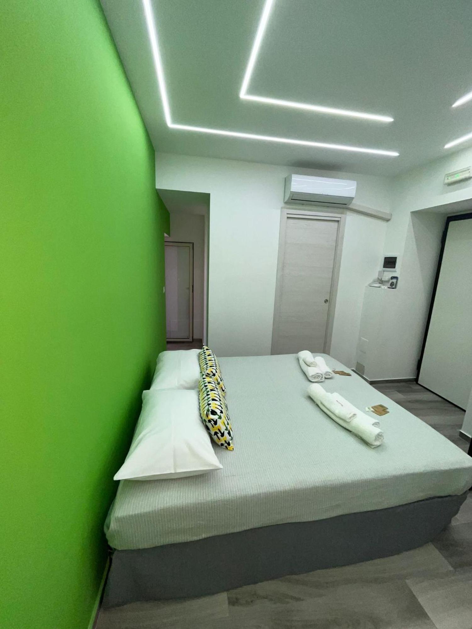 カターニアLa Maddalena Houseアパートメント エクステリア 写真