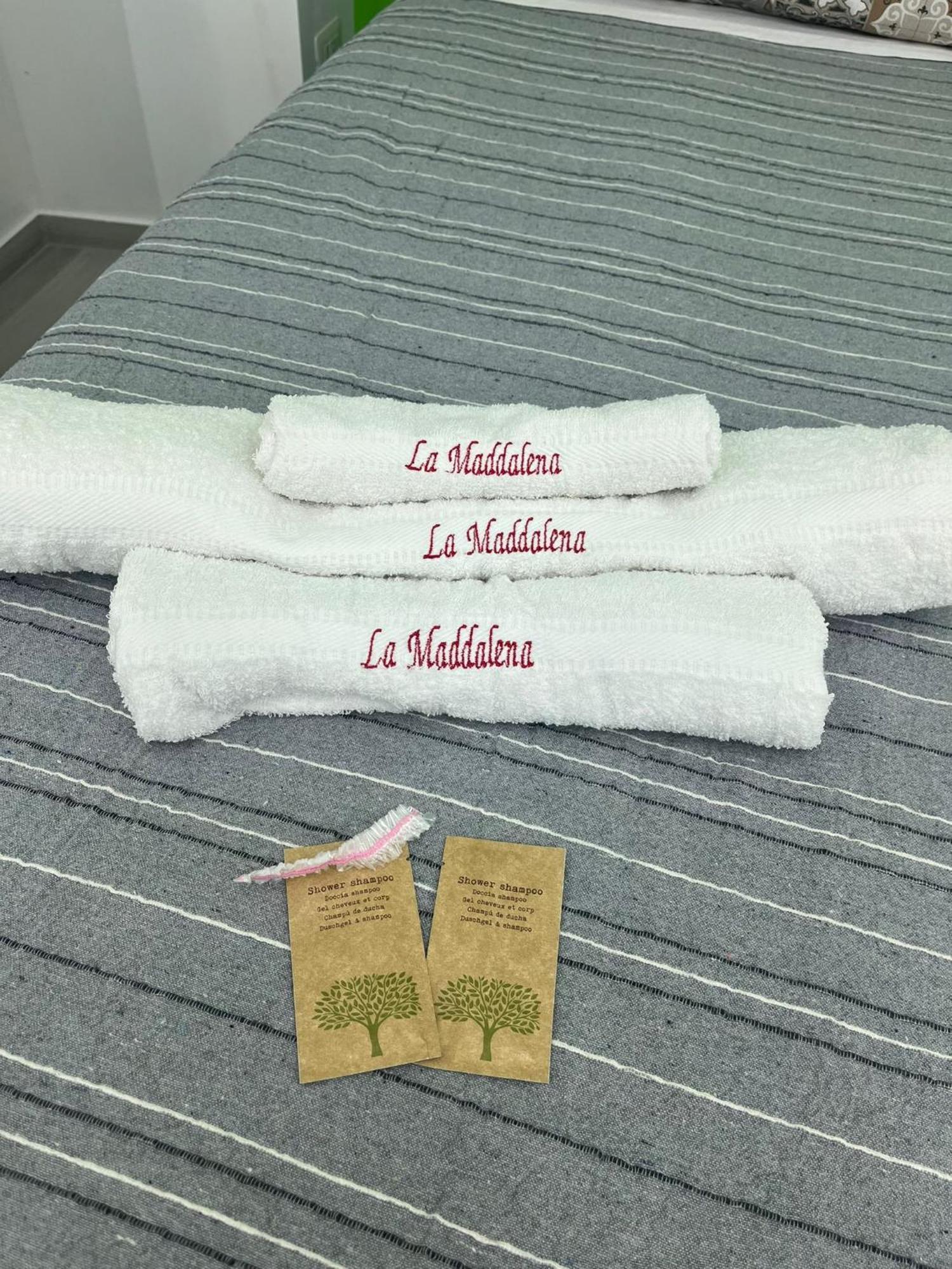 カターニアLa Maddalena Houseアパートメント エクステリア 写真